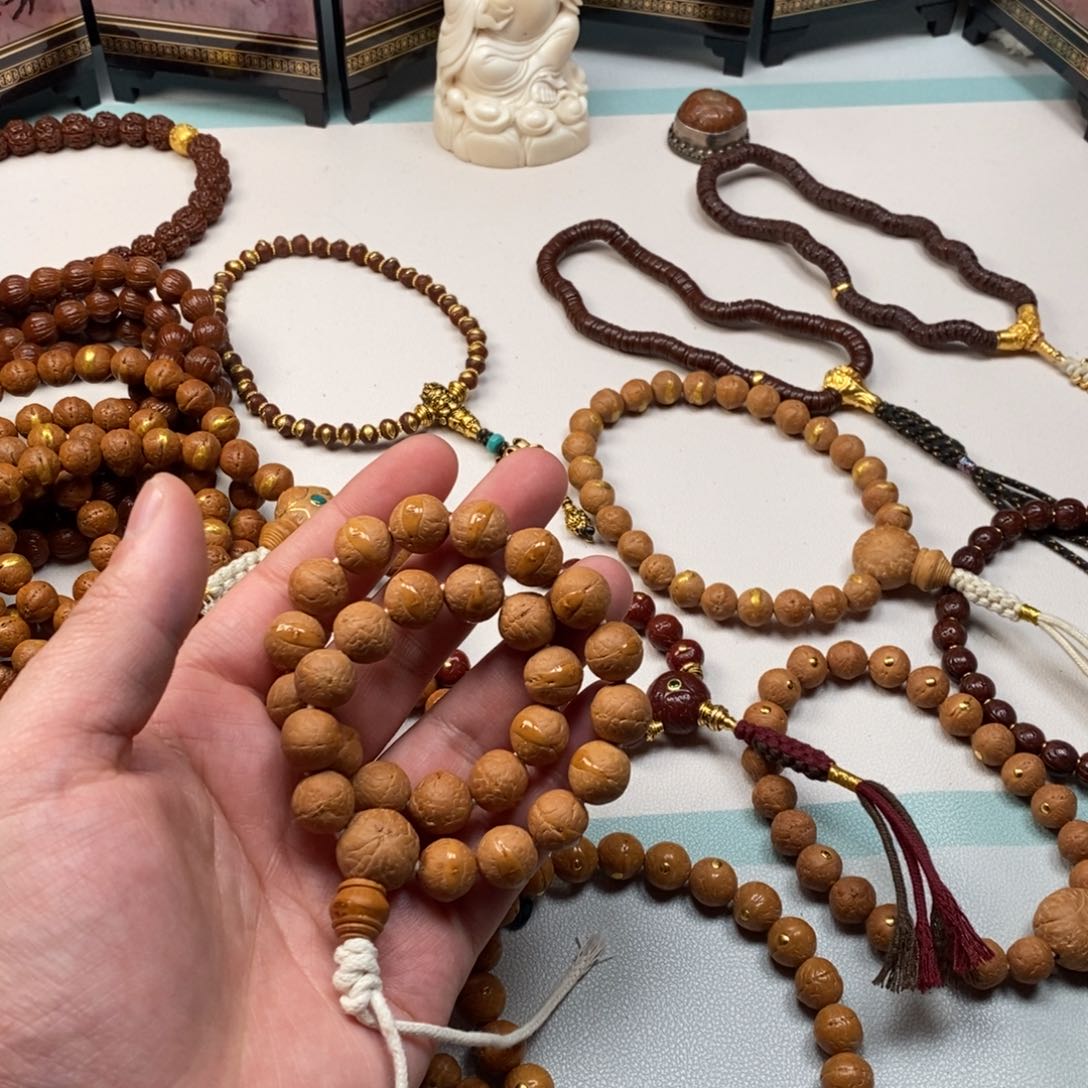 凤眼菩提吊坠11.7。。。。。。。。。