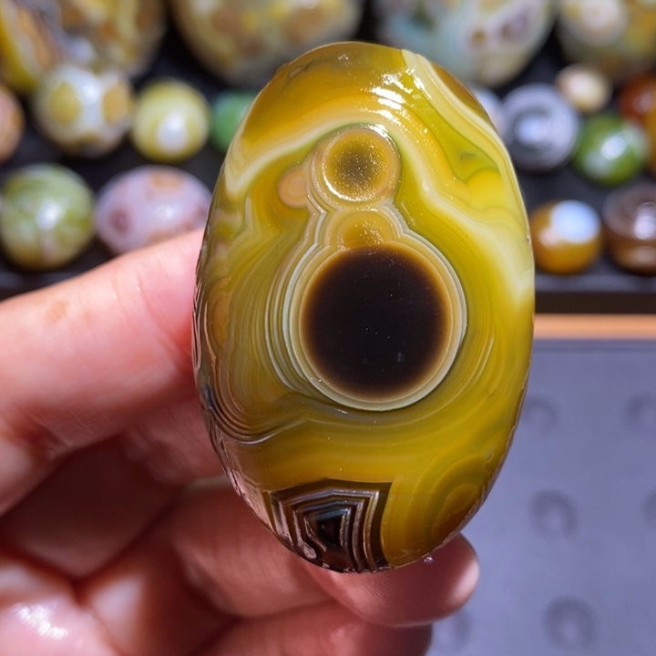 未镶嵌玛瑙/玉髓珠宝半成品15