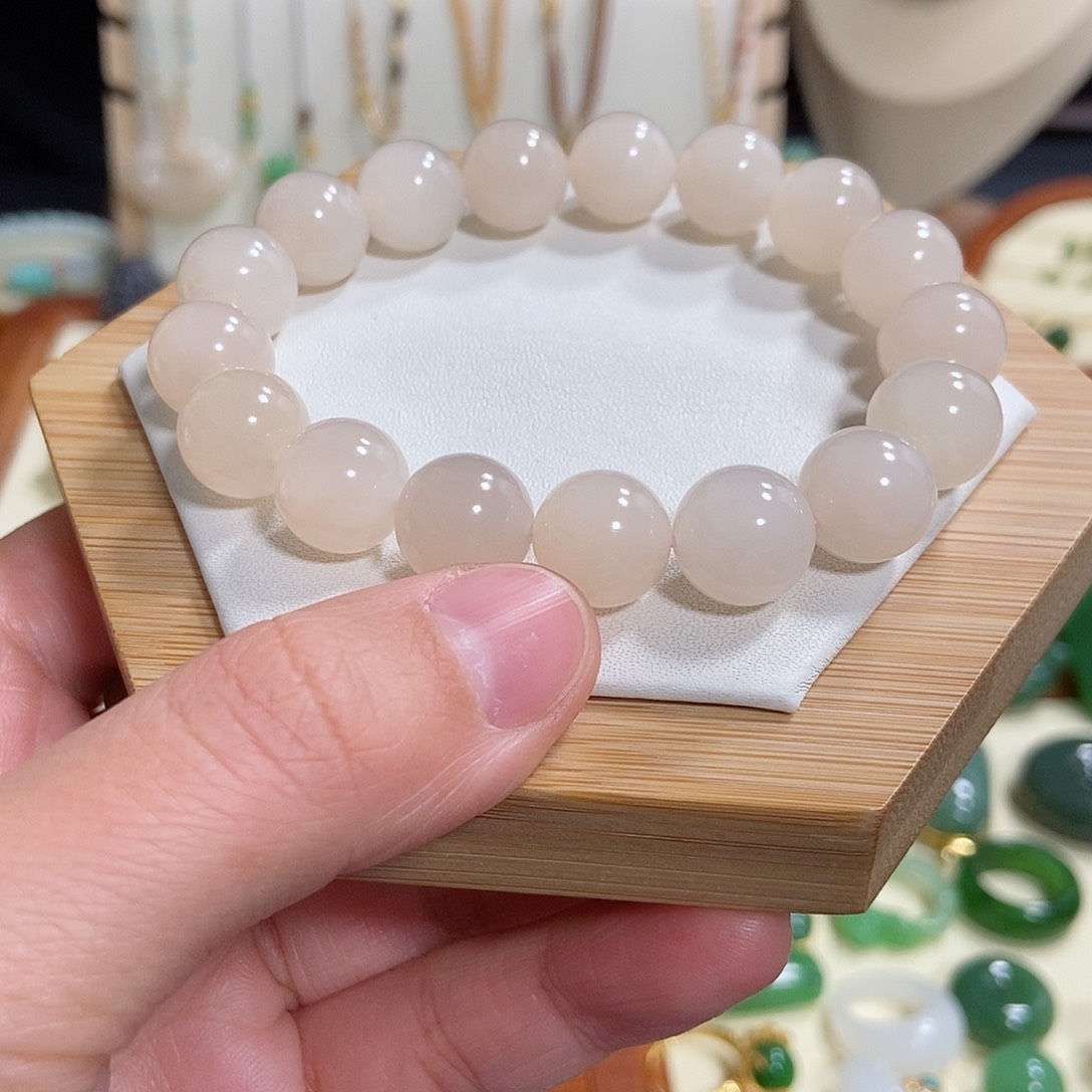 和田玉手串未镶嵌