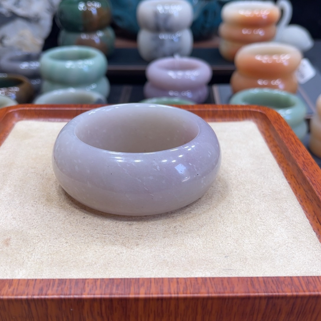 石英质玉手镯未镶嵌用****7