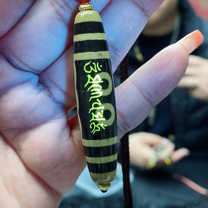 玛瑙/玉髓颈饰合金