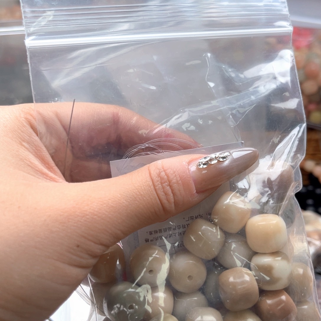 白玉菩提吊坠z锅底福利不售后。汉堡