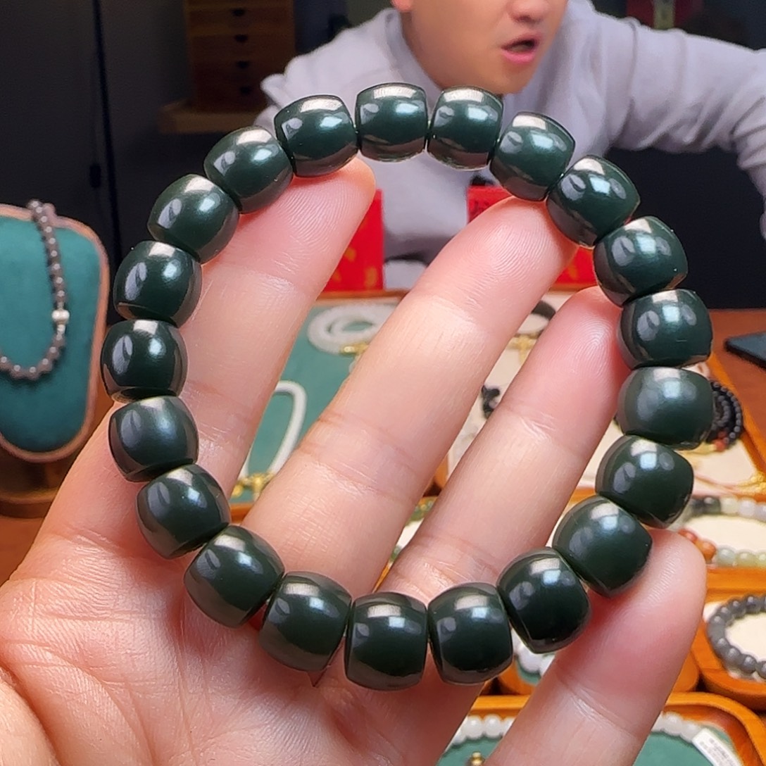 和田玉未镶嵌手链