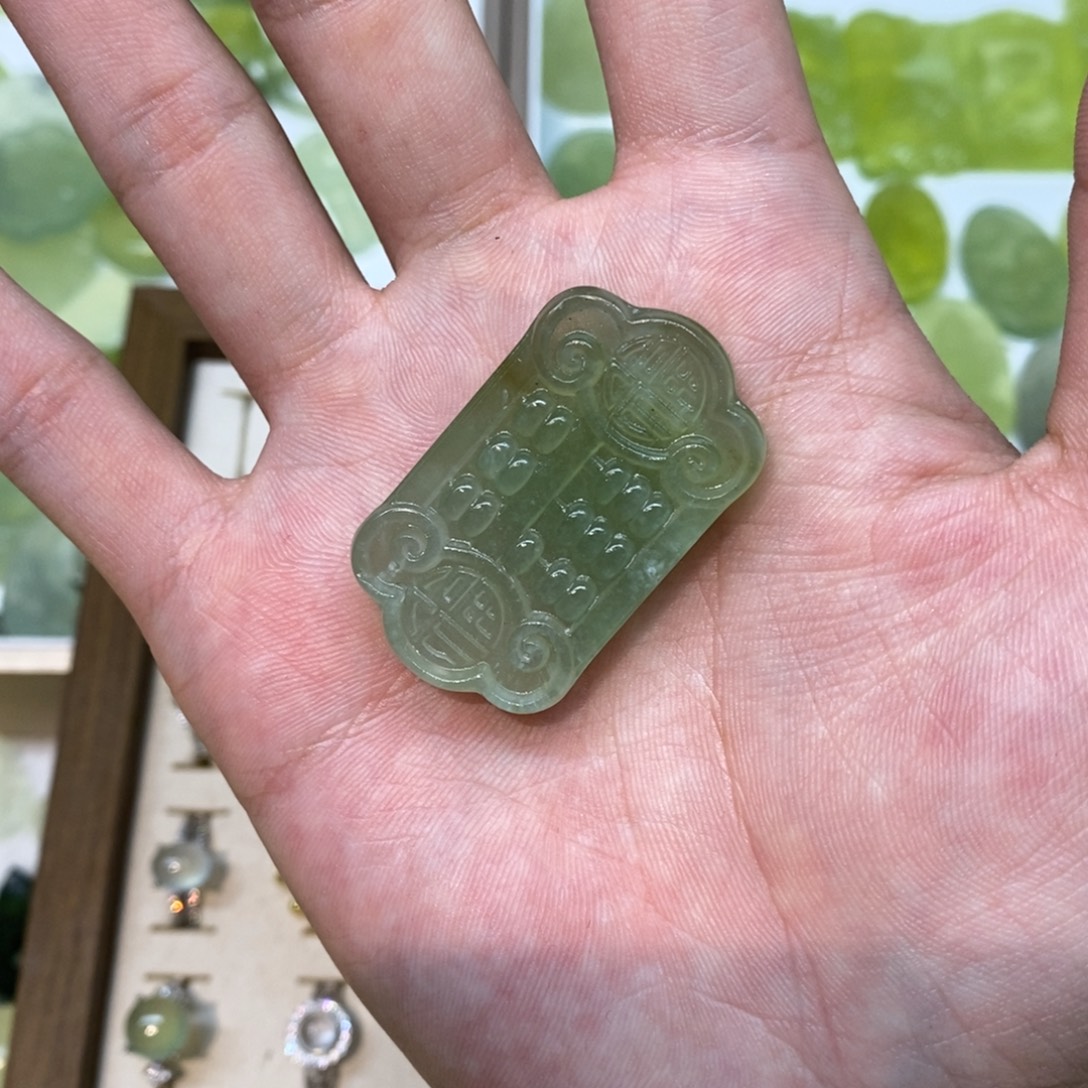 岫玉未镶嵌吊坠(不含链)两单包邮