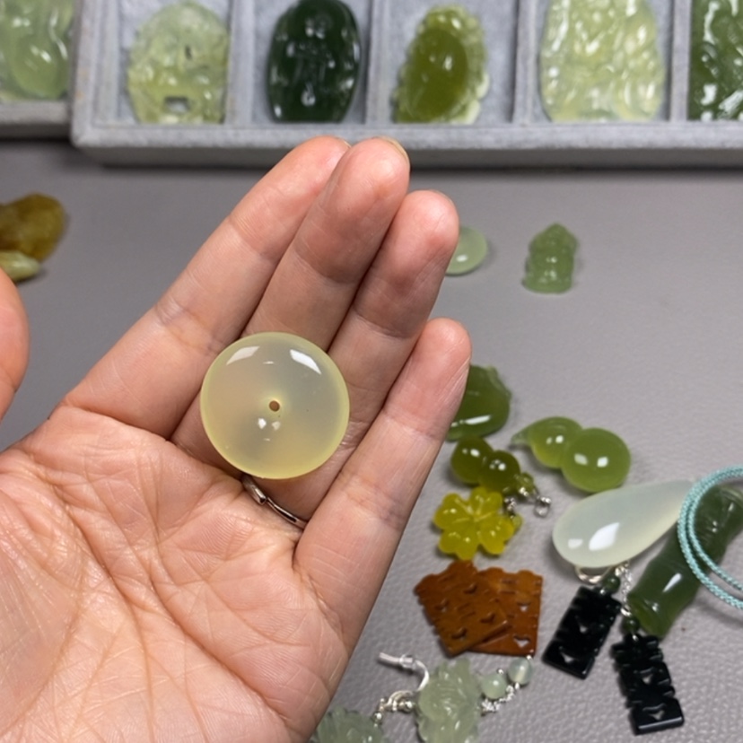 【闪购商品】蛇纹石玉未镶嵌挂件耳饰耳环项链