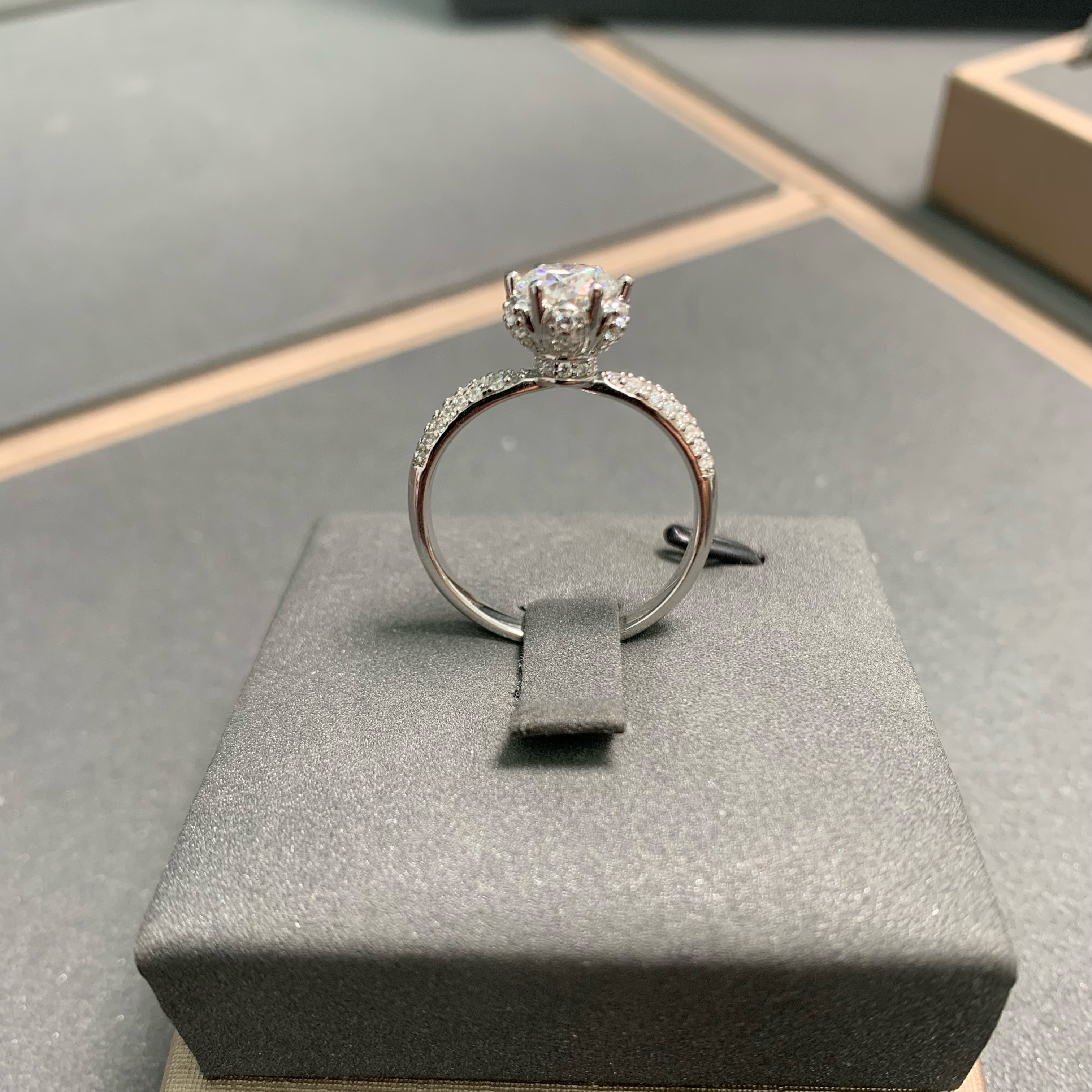【高端定制】冰雪皇后1.0ct