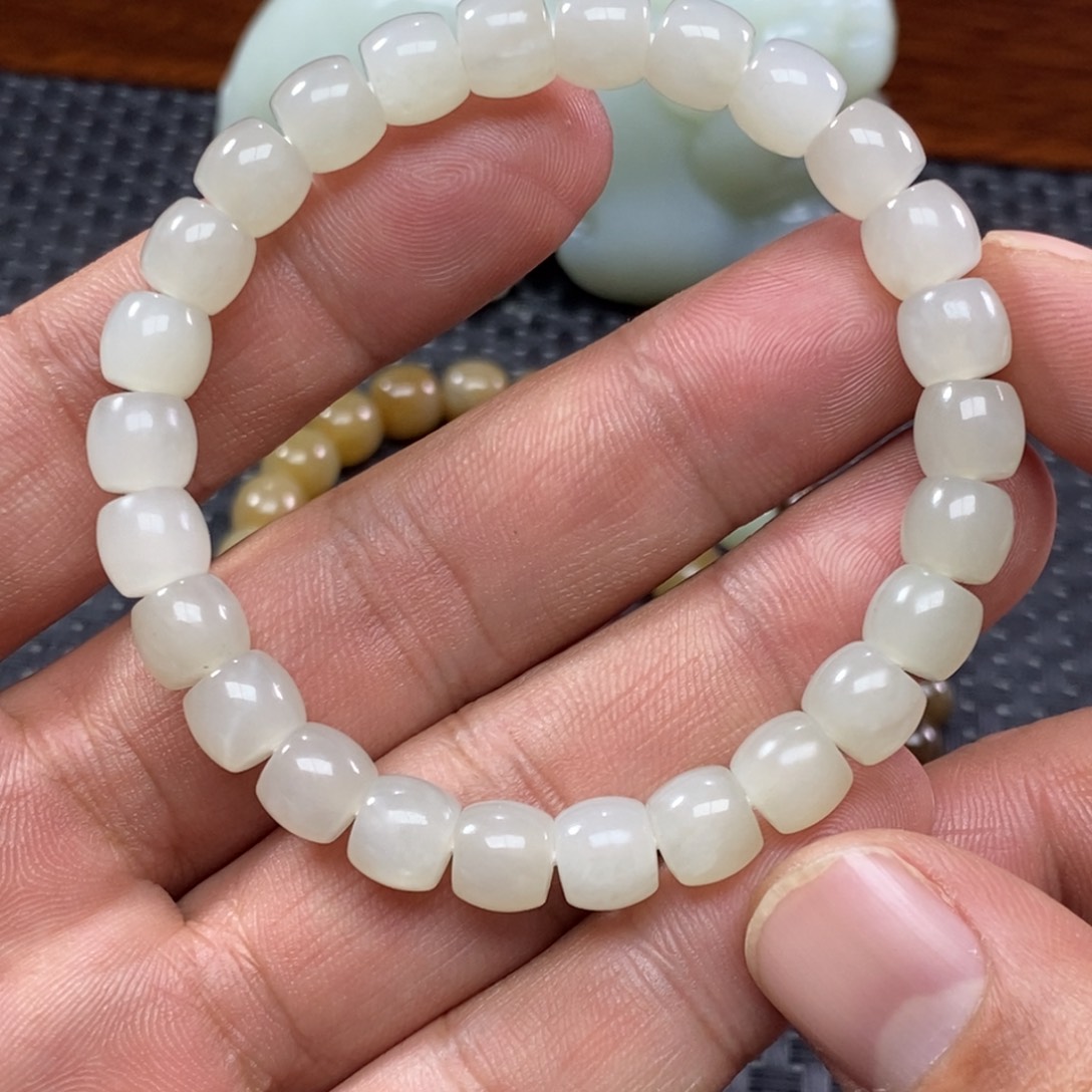 和田玉手链未镶嵌