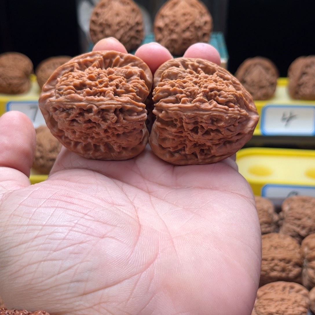 把件文玩核桃韩*三角疆