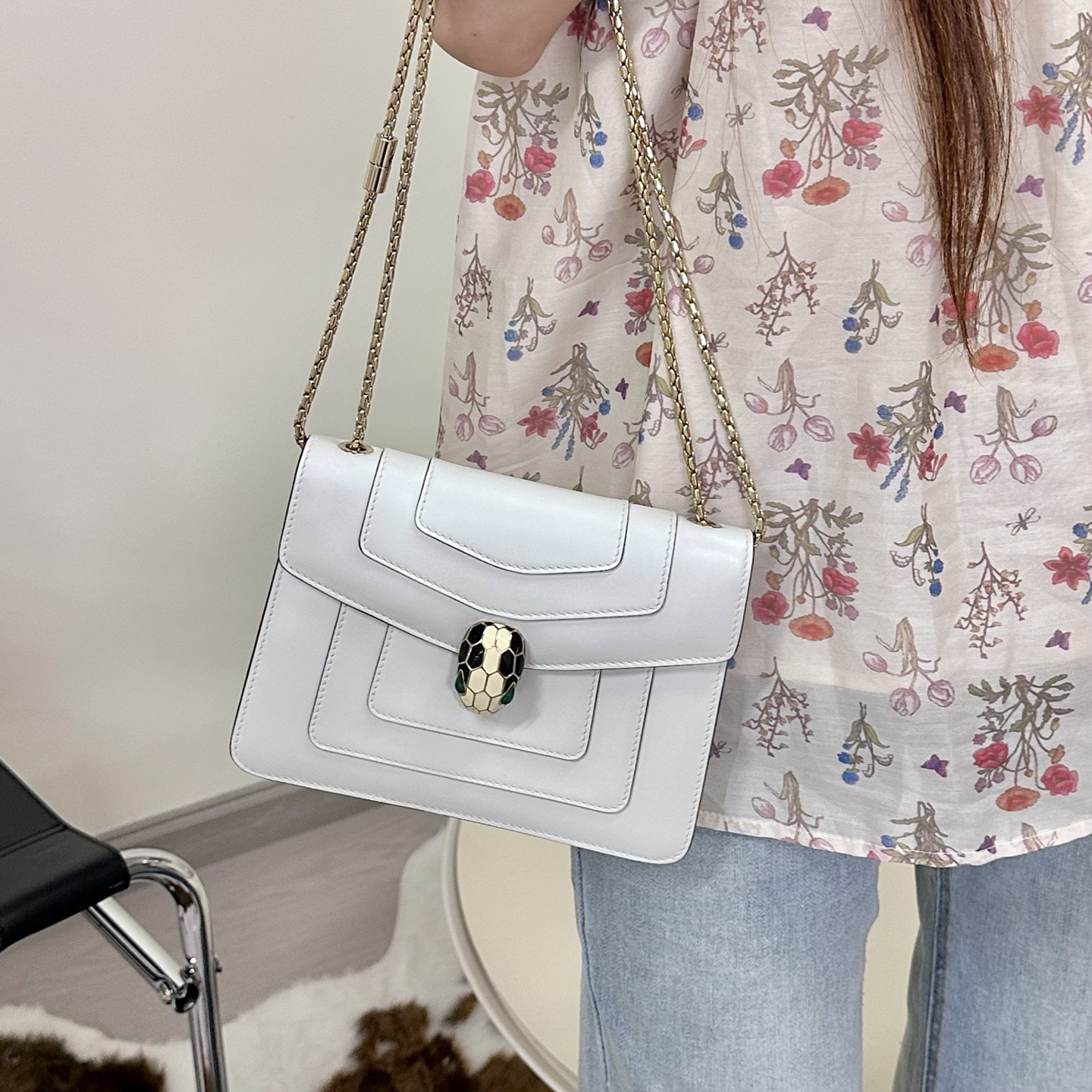 95新 BVLGARI/宝格丽 宝格丽 白金宝格丽斜挎包