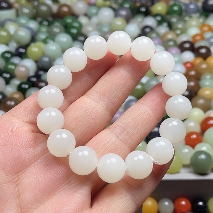 未镶嵌和田玉车挂