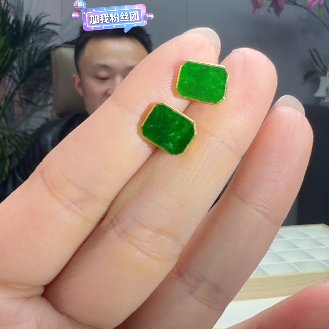 翡翠耳饰18K金镶嵌天然