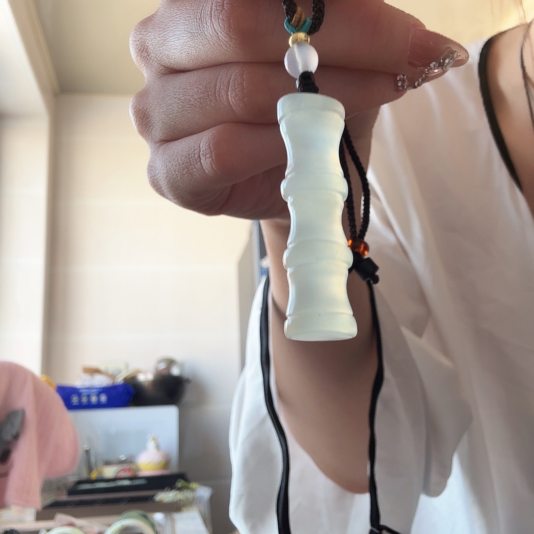 蛇纹石玉有纹微瑕不退换竹节未镶嵌