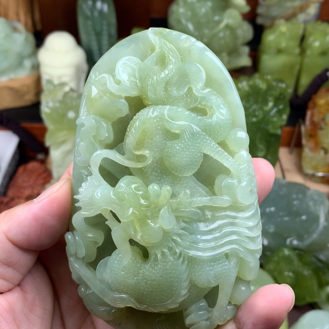 未镶嵌岫玉手把件
