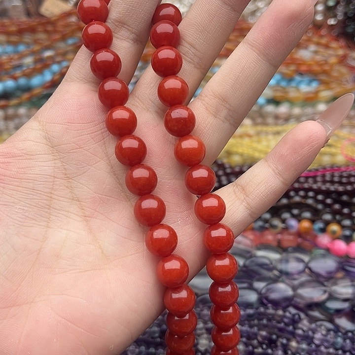 玛瑙/玉髓未镶嵌珠宝半成品一条10mm左右南红