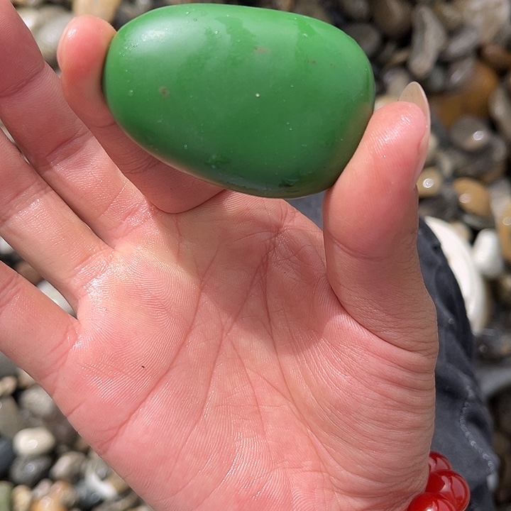 未镶嵌和田玉（糖玉）车挂