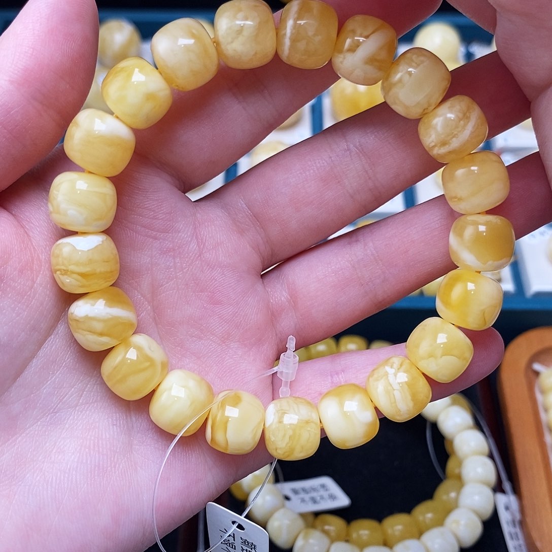 蜜蜡珠宝奇石未镶嵌