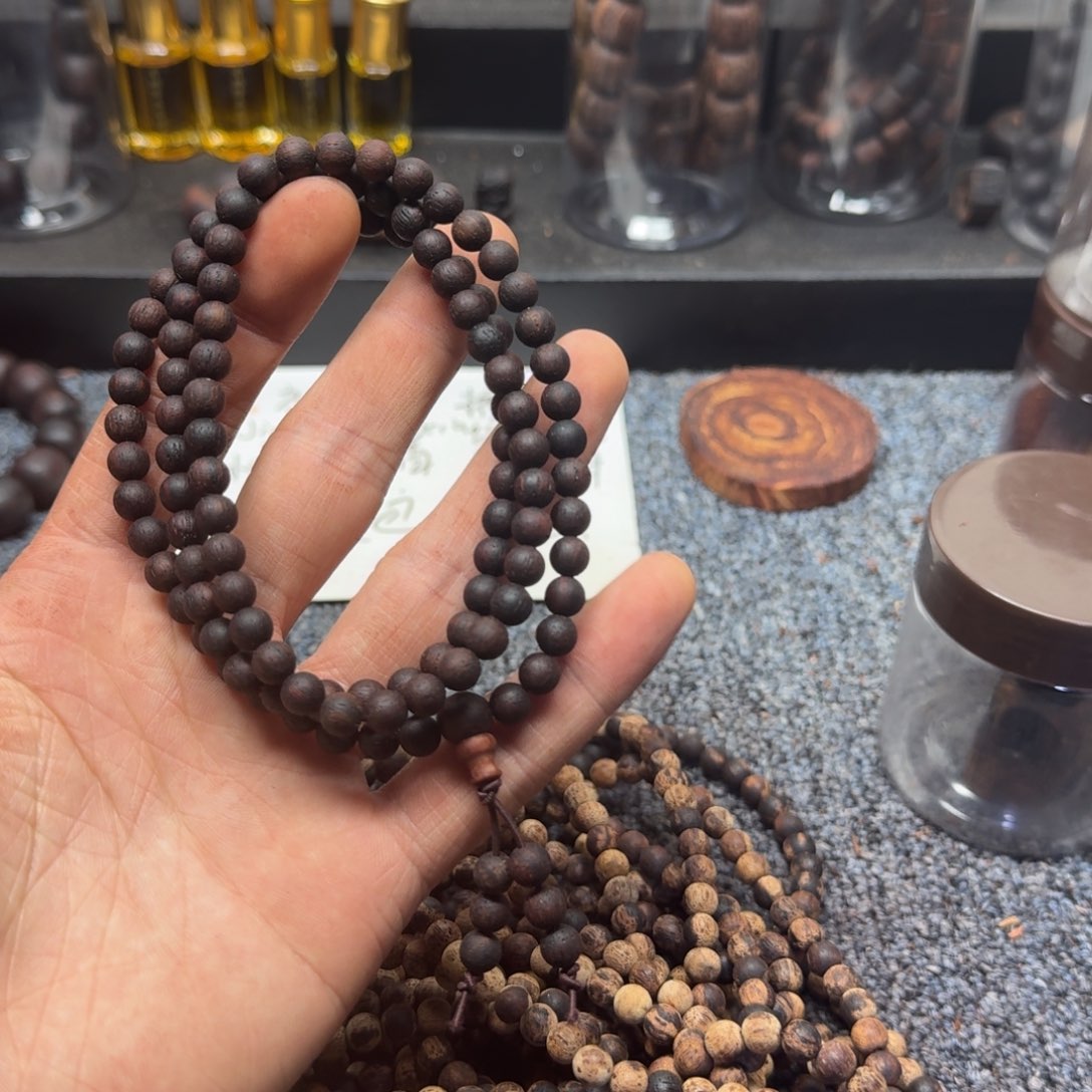 藤类0.6×108颗降真香多圈圆珠