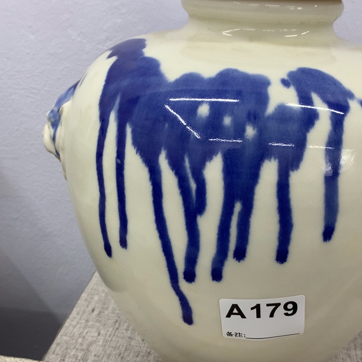 陶瓷摆件系列陶瓷一****室