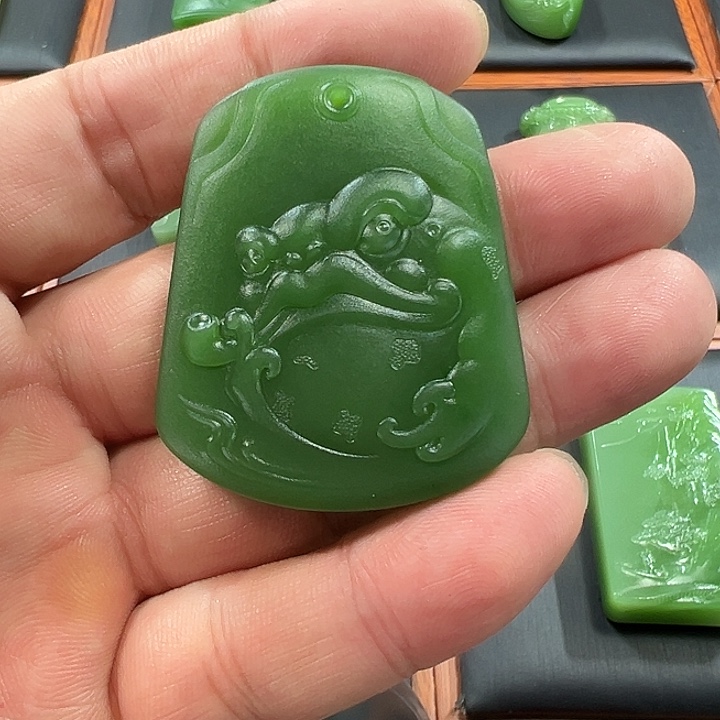 和田玉（碧玉）未镶嵌吊坠(不含链)