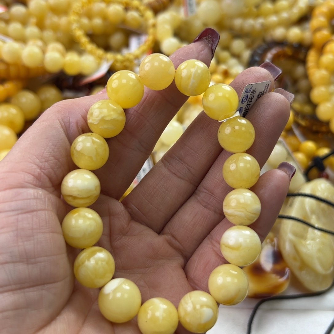 琥珀珠宝奇石未镶嵌