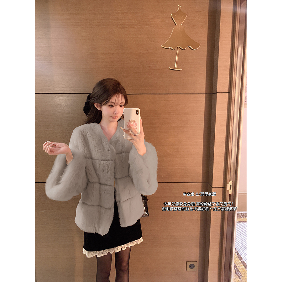 金蘑菇菇 Le Meurice Milan中古兔 / Rex獭兔+吊带+丝绒半裙