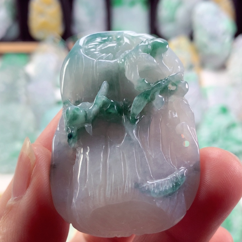 【闪购商品】翡翠吊坠(不含链)未镶嵌