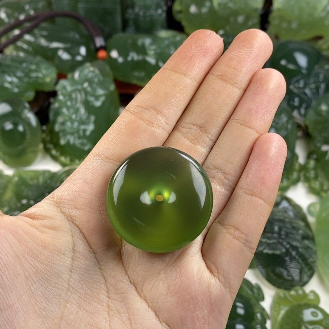 岫玉挂件未镶嵌旺*