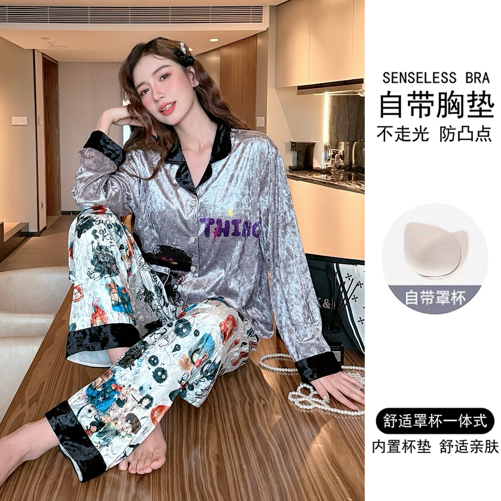 带胸垫2025年新款金丝绒睡衣女春秋季长袖可爱卡通秋冬家居服套装
