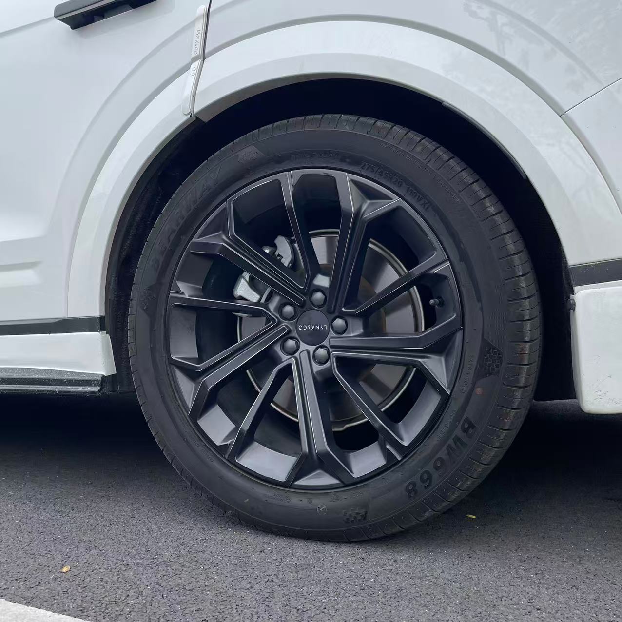 适用于领克09轮毂贴纸专用车轮装饰装黑化车贴黑武士改装汽车配件