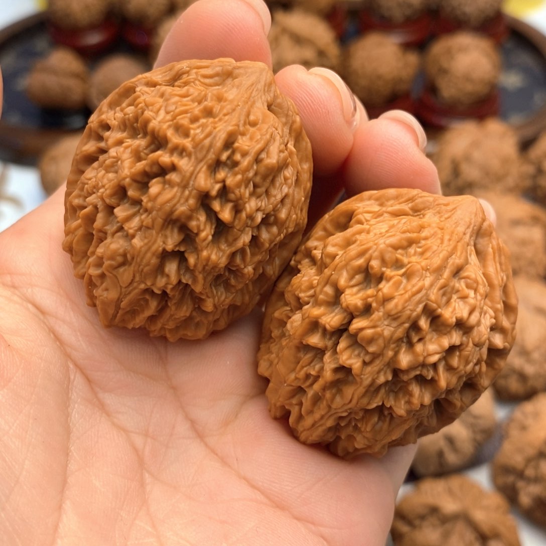 【闪购商品】文玩核桃吊坠36尺大蒜头