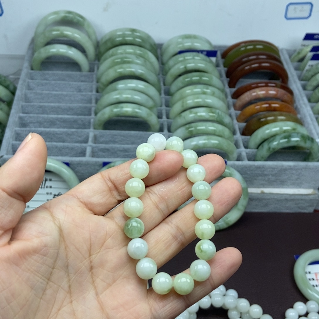 未镶嵌蛇纹石玉手镯