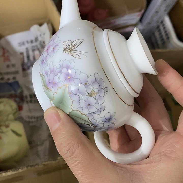 陶瓷艺术品及陶瓷制品