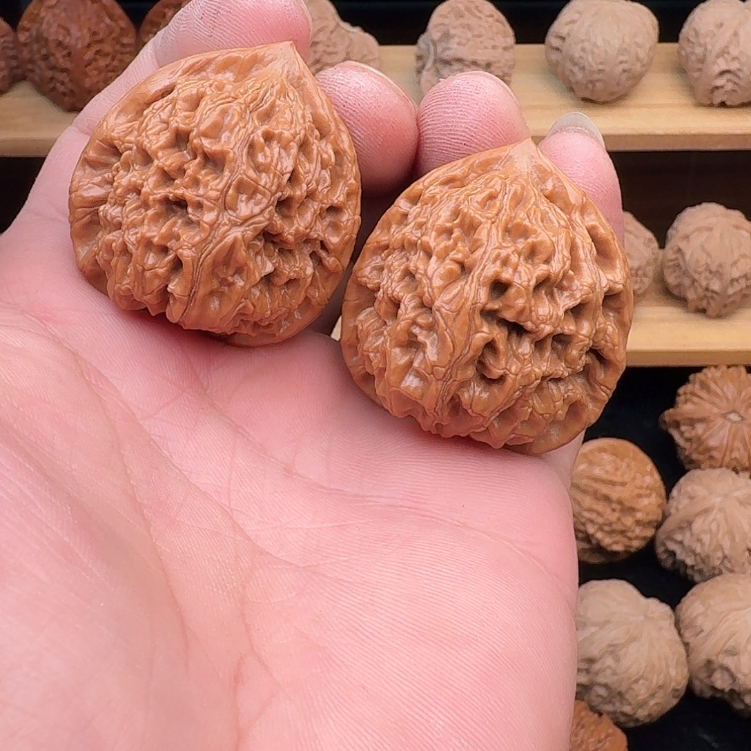 吊坠桃核水龙纹，有修