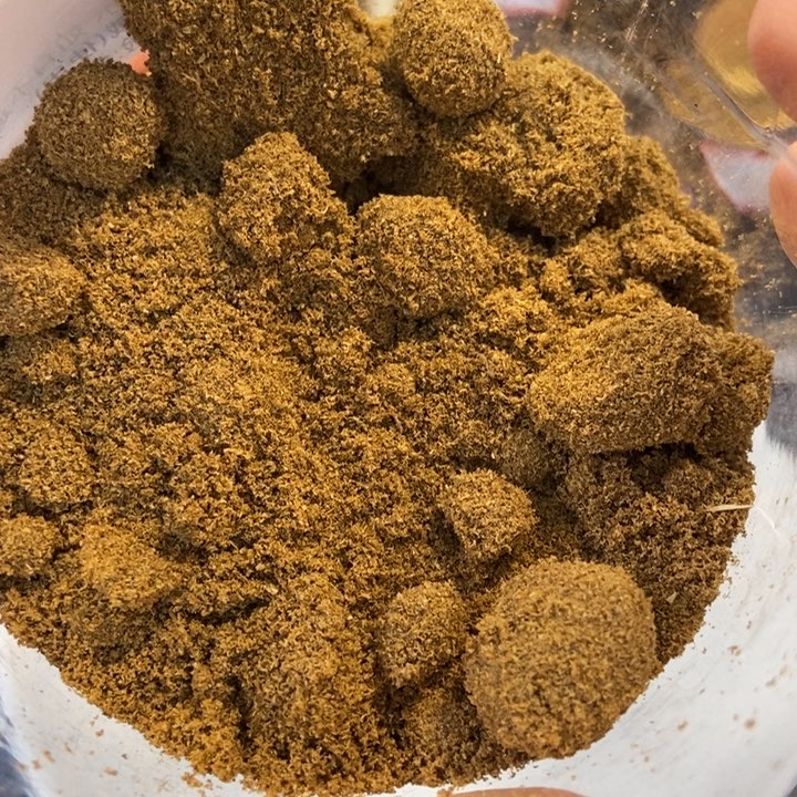 丽***彪沉香沉香碎屑奇楠粉50克多样性发一