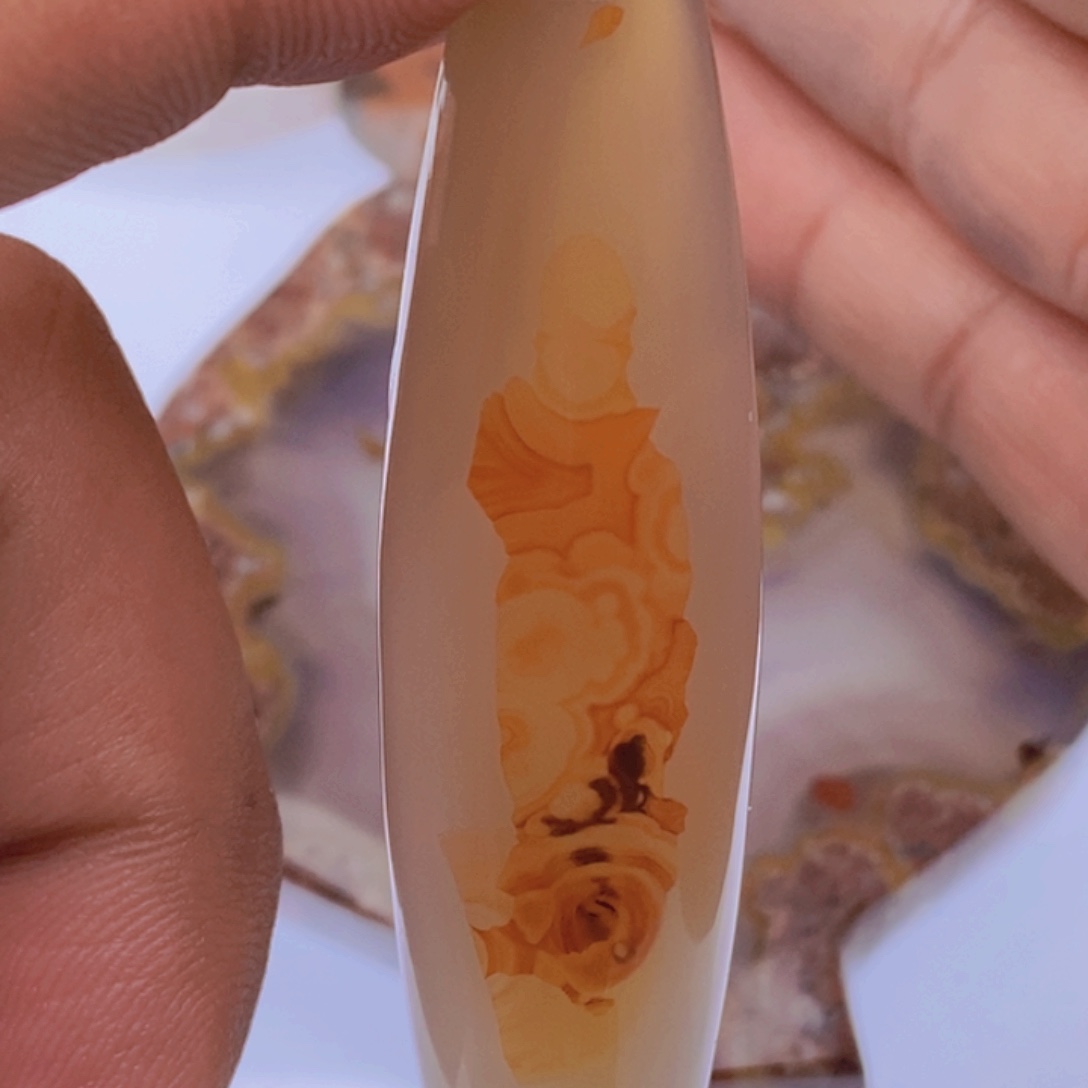 玛瑙/玉髓颈饰未镶嵌