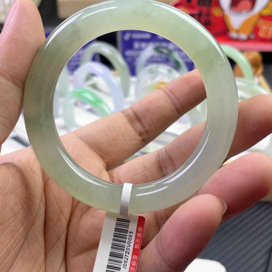 翡翠手镯未镶嵌天然缅甸a货翡翠手镯