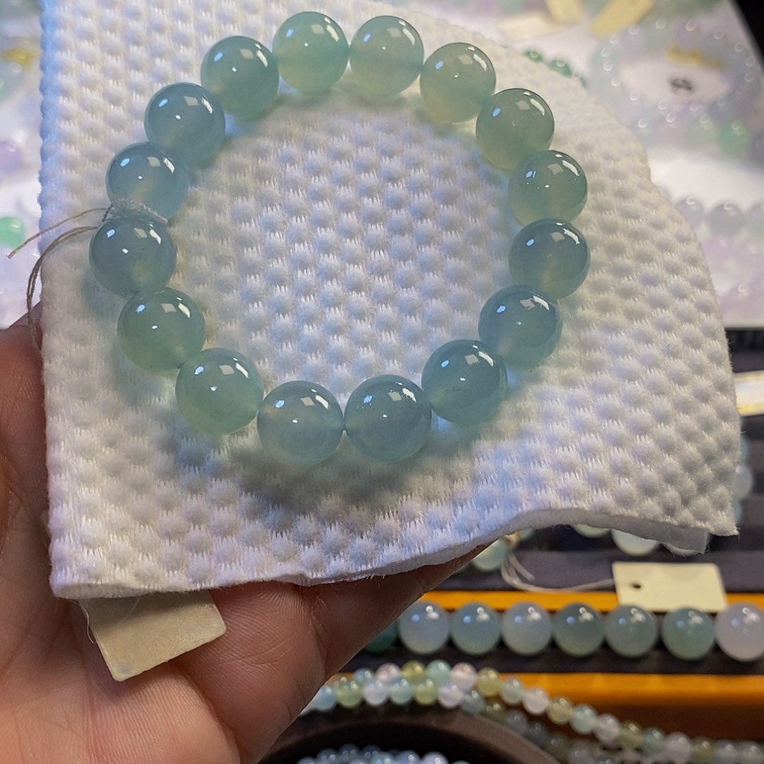 定制翡翠未镶嵌翡翠.