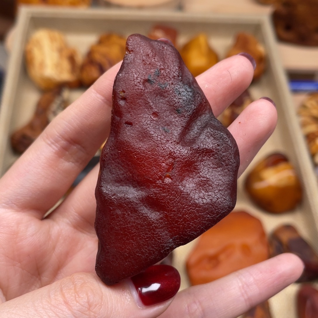 琥珀未镶嵌珠宝奇石