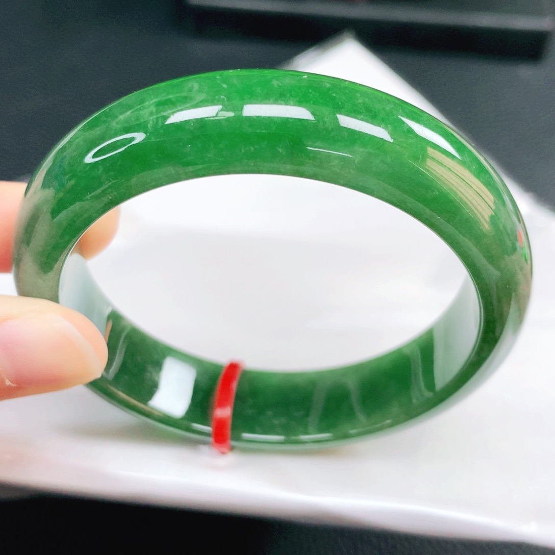 翡翠未镶嵌手镯56圈