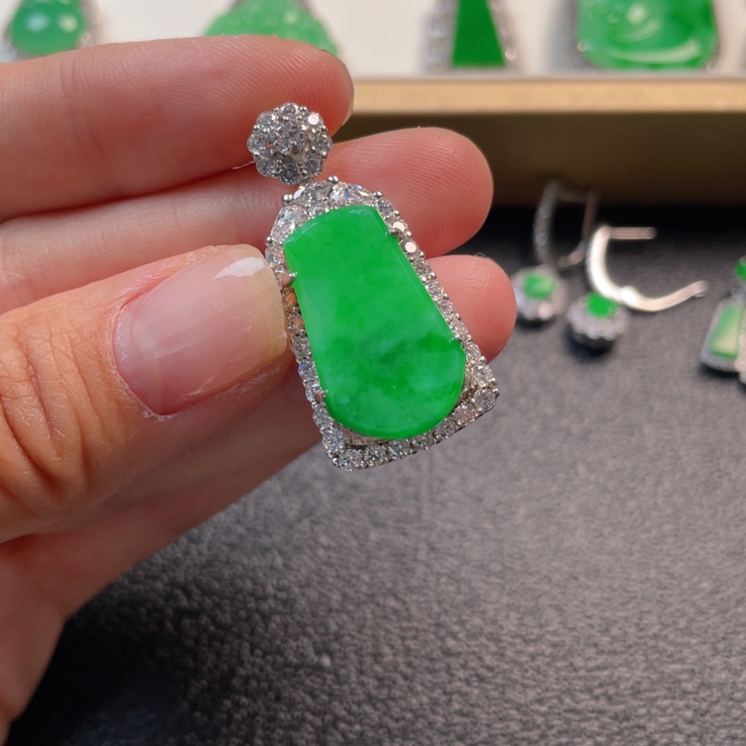 翡翠吊坠(不含链)银S925镶嵌