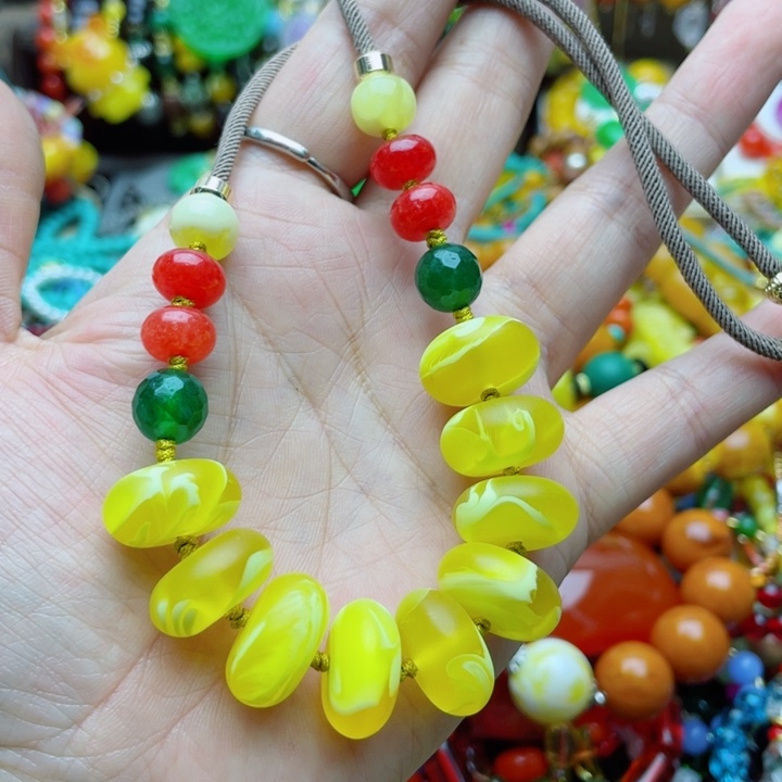 树脂制品112号锁骨链