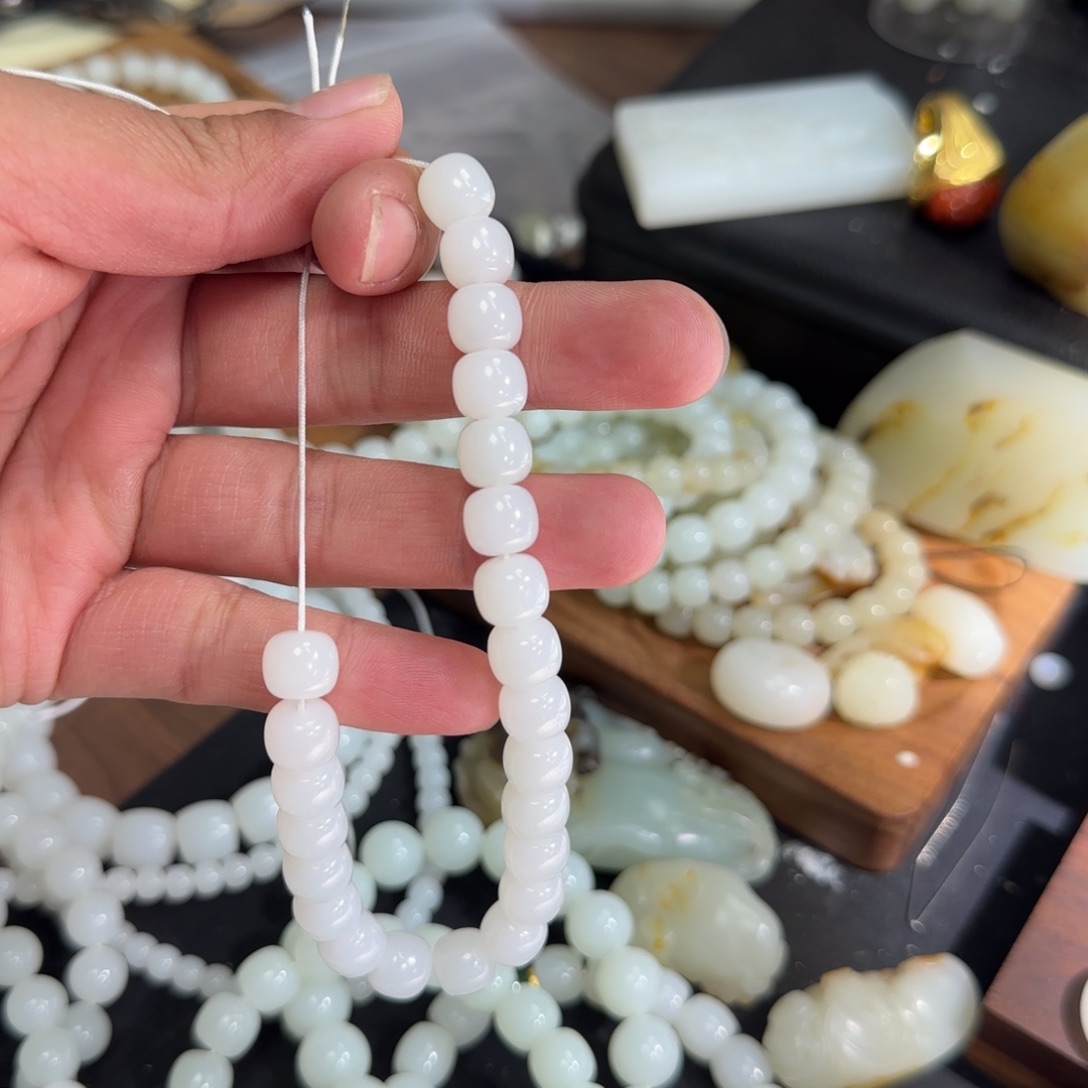 护***航和田玉未镶嵌手链