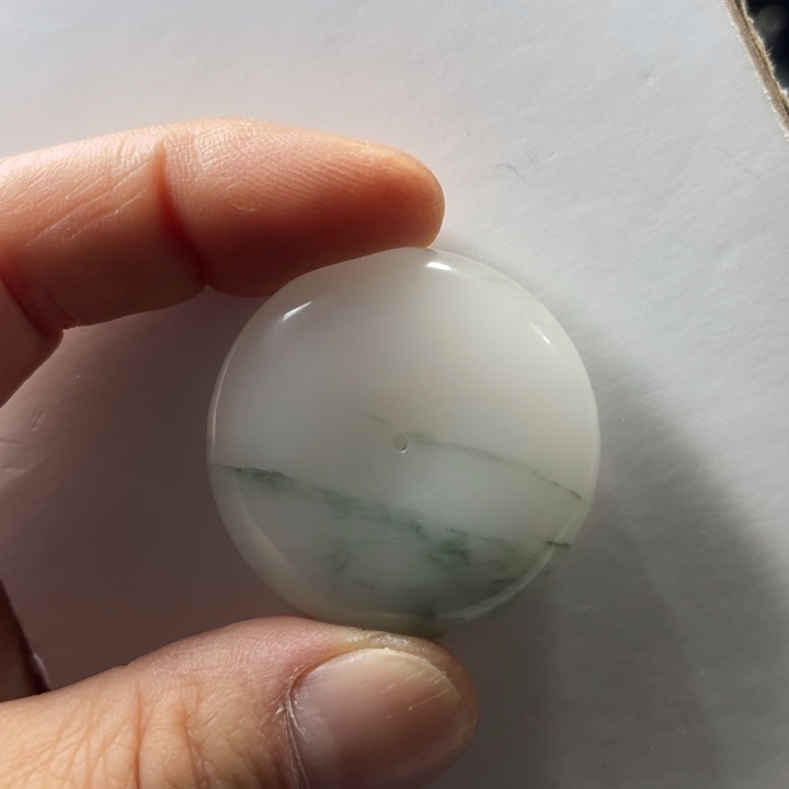 石英质玉未镶嵌颈饰