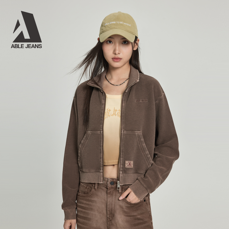 ABLE JEANS 25秋季新款女士洗水短款合体立领针织开衫