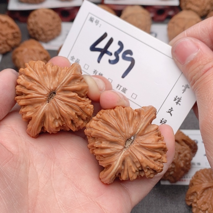 文玩核桃吊坠44楼子439