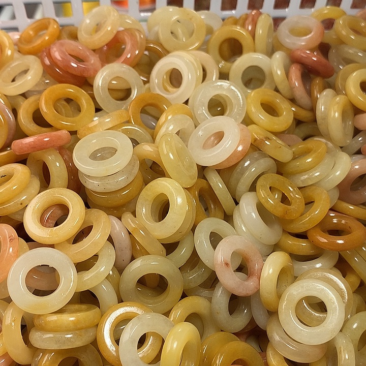 石英质玉手链未镶嵌跑环5个