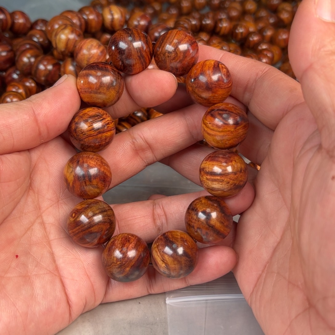 秋****手串/手链黄花梨/降香黄檀