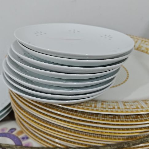 瓷玲珑白色6寸骨碟8个微瑕疵