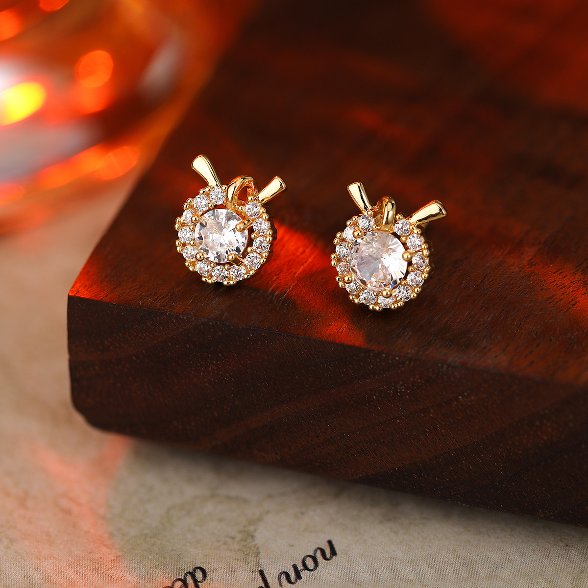 铜合金铜耳饰 威德妮满钻一路有你耳钉轻奢气质时尚优雅耳环高级