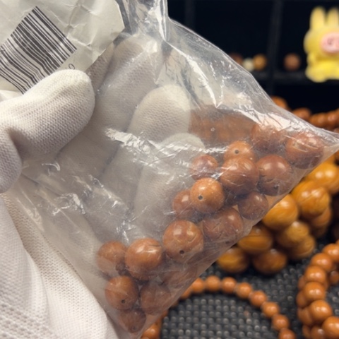 卓***凡吊坠桃核10到13龙纹各5颗